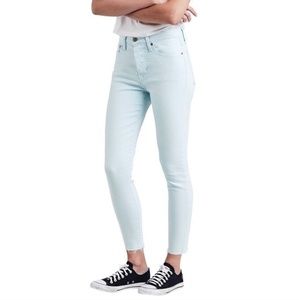 Levi's Wedgie Skinny in Stonewash Iced Aqua